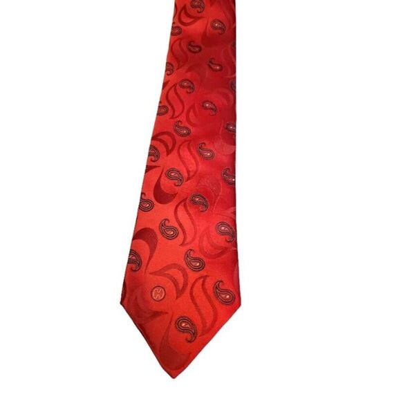 Vintage Halston Men's Red Paisley Polyester & Silk Tie - Picture 1 of 4
